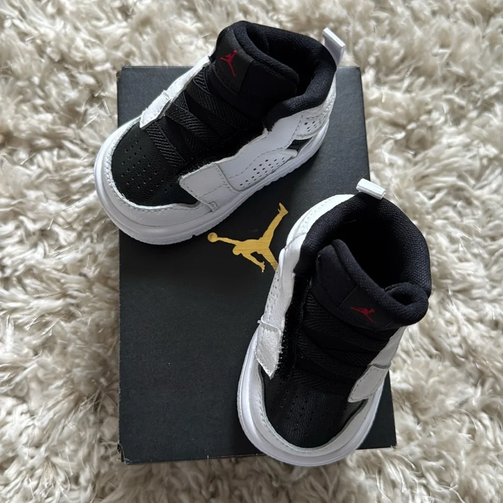 Brand new Air Jordan Access toddler sneakers